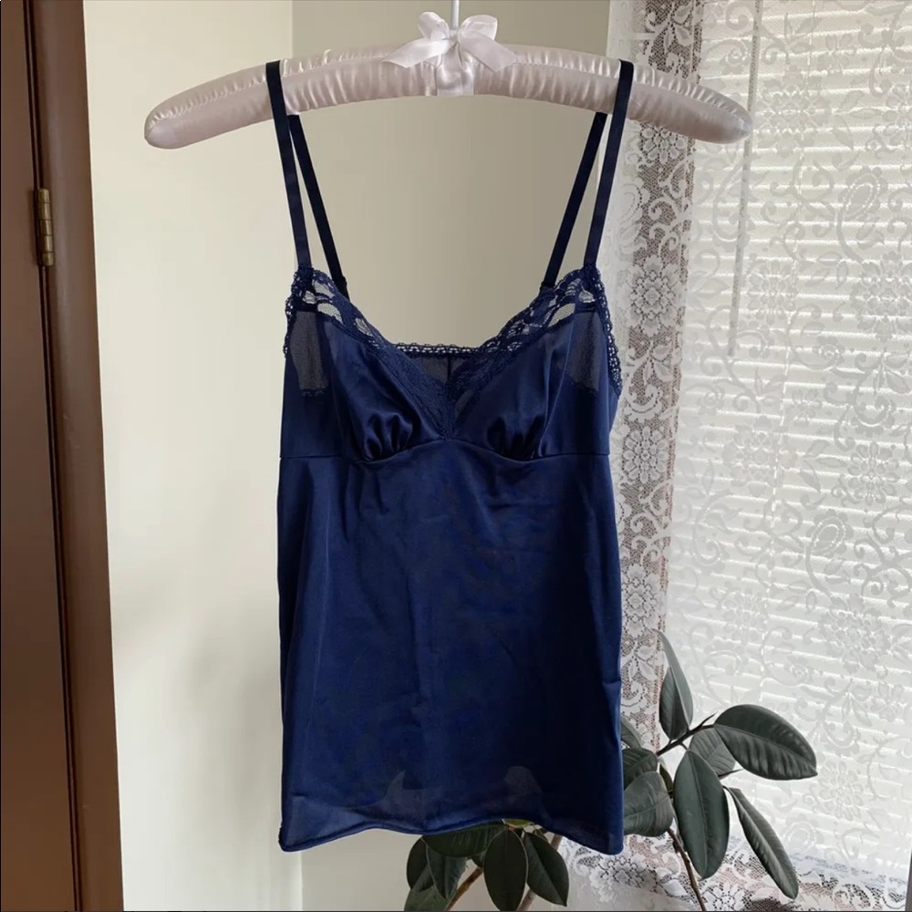 Vanity Fair 70’s Lace Trim Camisole - Picture 1 of 6